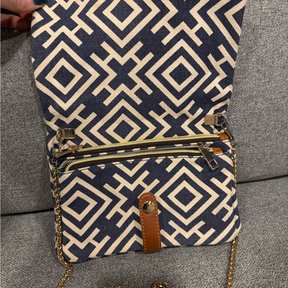 Clutch Purse - Picture 3 of 4